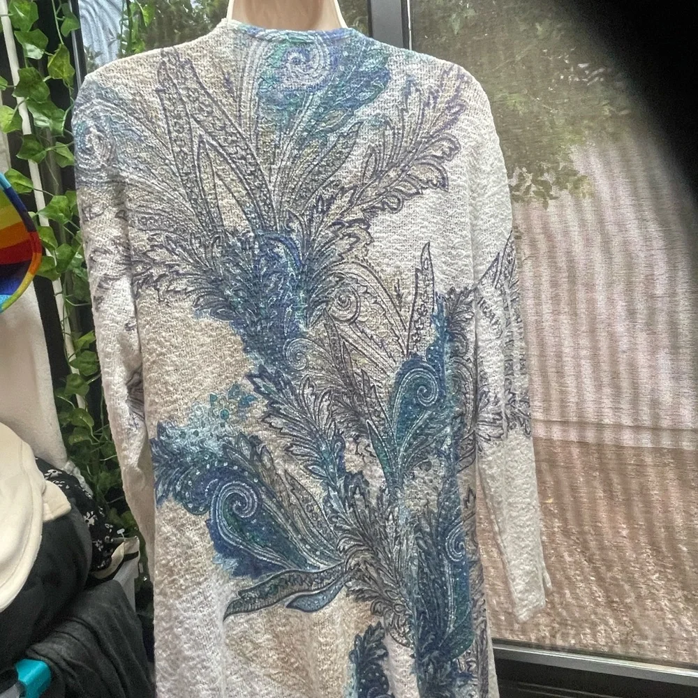 Ladies beautiful peacock blouse - Picture 8 of 8